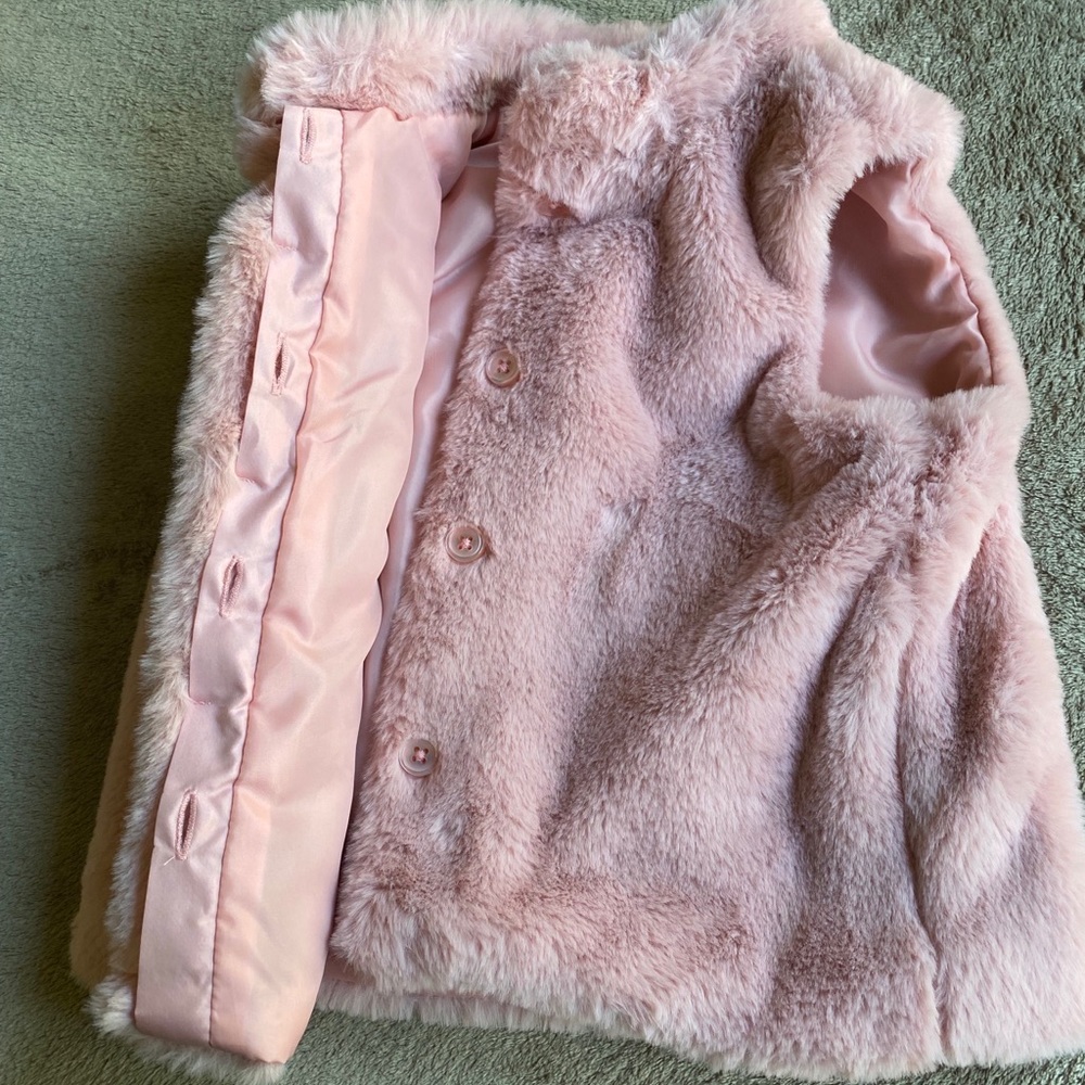 Epic Threads Cut Coney Faux Fur Glam Vest - Picture 7 of 8